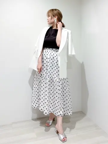 GRACE CONTINENTAL SAYUMI Nagashima コーディネート画像