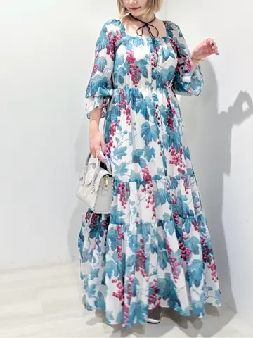 GRACE CONTINENTAL SAYUMI Nagashima コーディネート画像