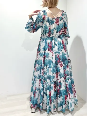 GRACE CONTINENTAL SAYUMI Nagashima コーディネート画像