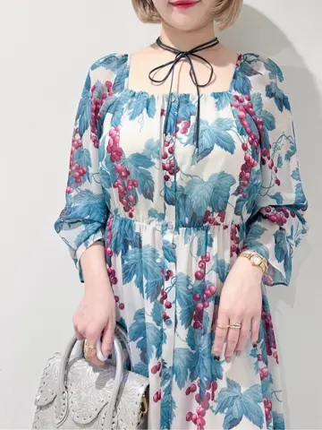 GRACE CONTINENTAL SAYUMI Nagashima コーディネート画像