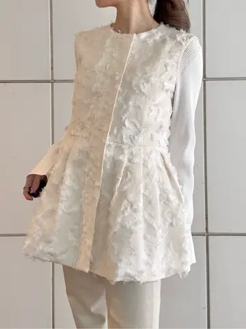 GRACE CONTINENTAL FUKUSHIMA YURIE コーディネート画像