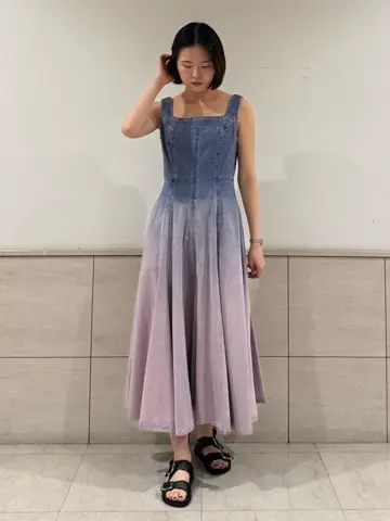 GRACE CONTINENTAL 伊藤　静華 コーディネート画像