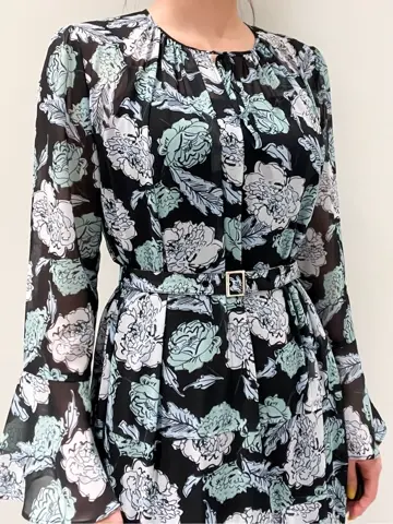 GRACE CONTINENTAL CHISAKO.S コーディネート画像