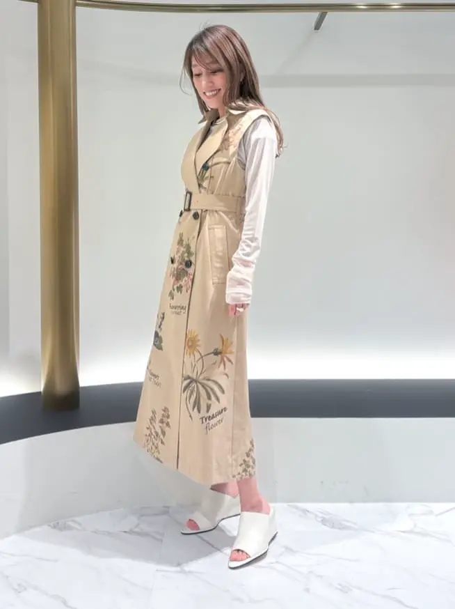 GRACE CONTINENTAL yukimi yonee コーディネート画像