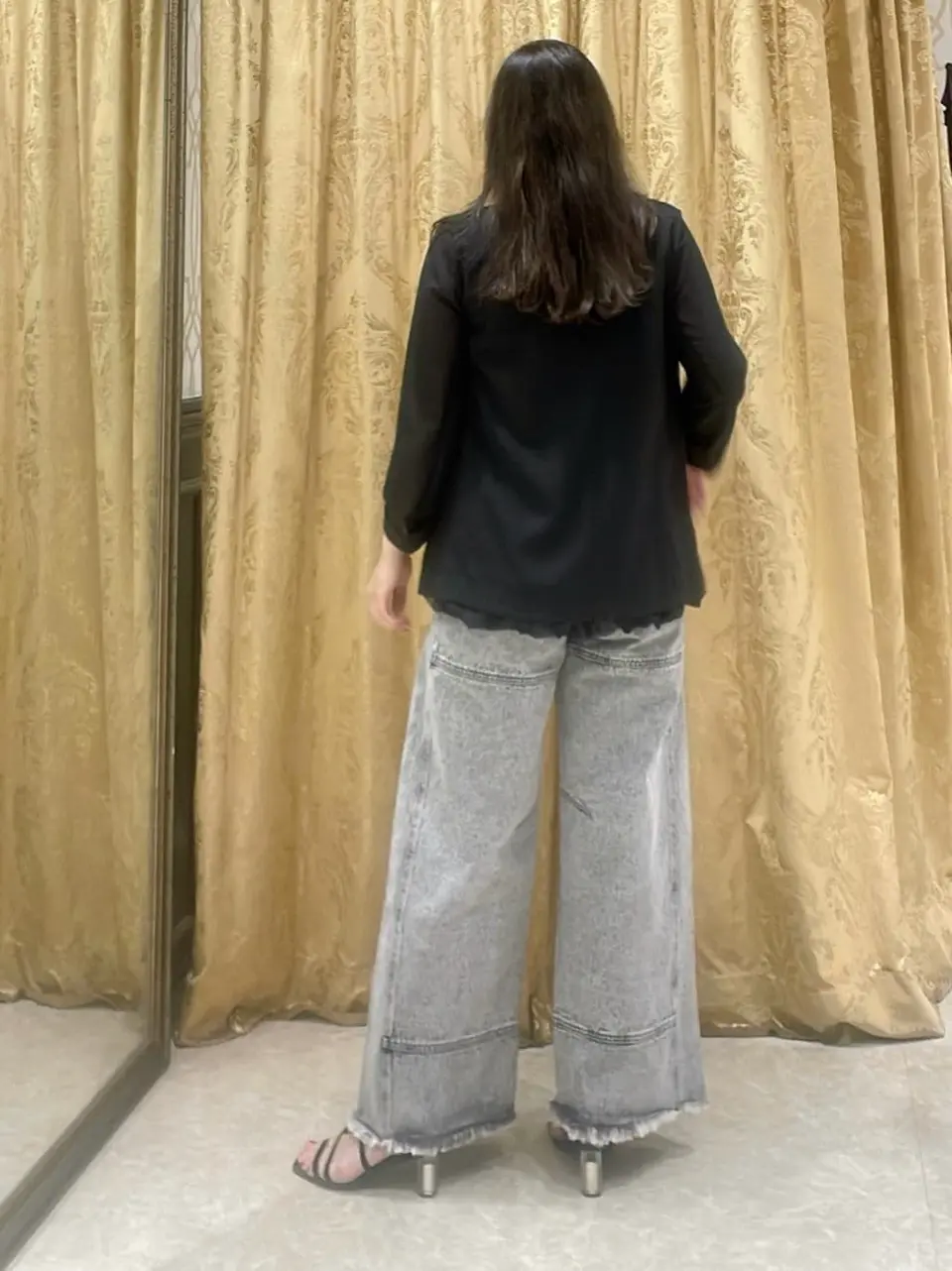 GRACE CONTINENTAL 泉　敦子 コーディネート画像