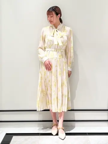 GRACE CONTINENTAL CHISAKO.S コーディネート画像