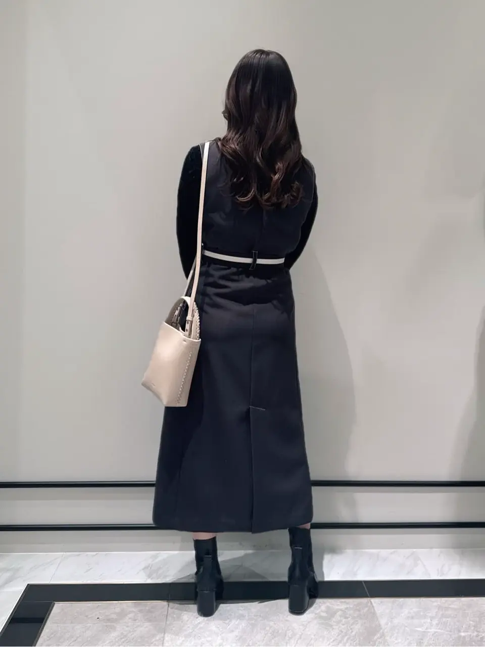 GRACE CONTINENTAL MOMOKO コーディネート画像