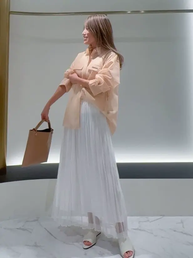 GRACE CONTINENTAL yukimi yonee コーディネート画像