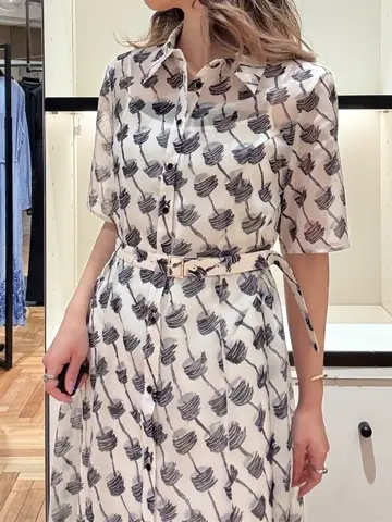 GRACE CONTINENTAL FUKUSHIMA YURIE コーディネート画像