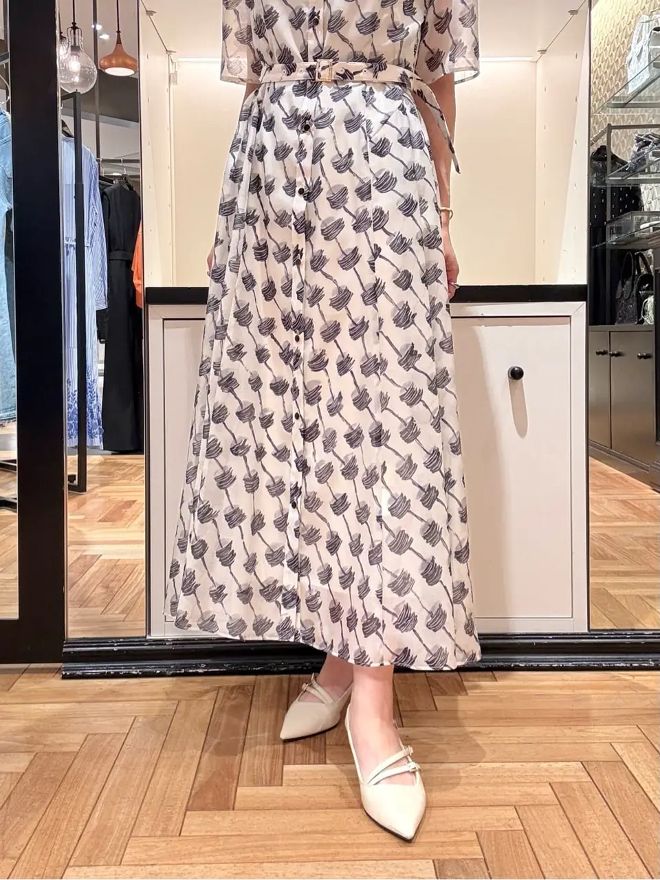 GRACE CONTINENTAL FUKUSHIMA YURIE コーディネート画像