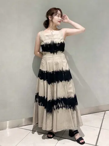 GRACE CONTINENTAL SAYUMI Nagashima コーディネート画像