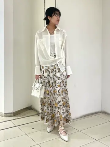 GRACE CONTINENTAL yoshi コーディネート画像