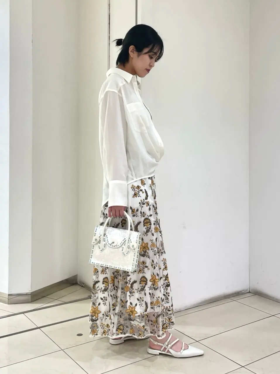 GRACE CONTINENTAL yoshi コーディネート画像