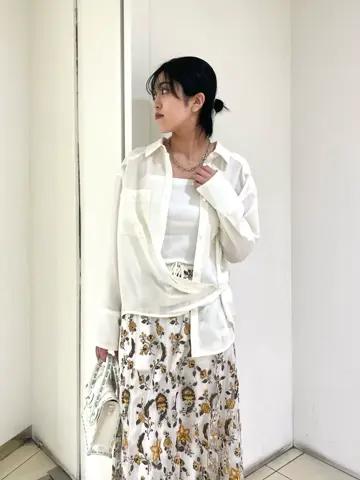 GRACE CONTINENTAL yoshi コーディネート画像