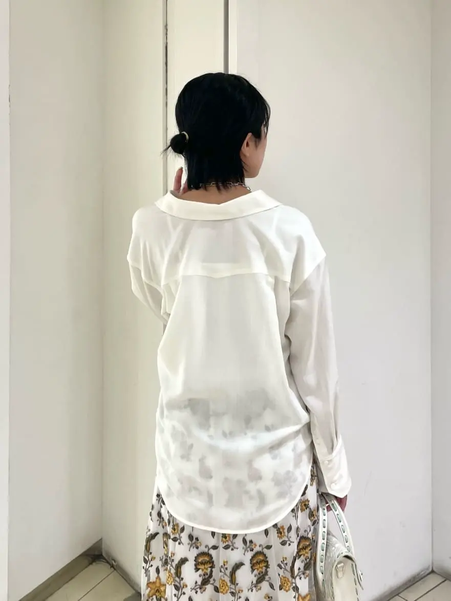 GRACE CONTINENTAL yoshi コーディネート画像