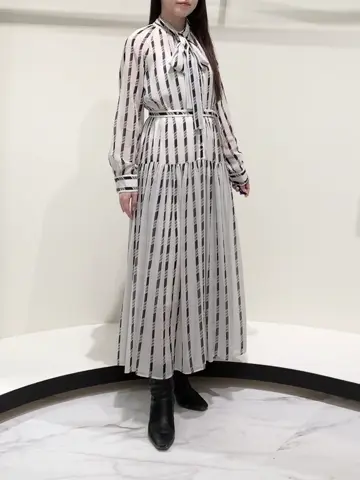 GRACE CONTINENTAL 平野 裕華 コーディネート画像