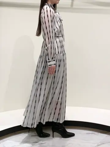 GRACE CONTINENTAL 平野 裕華 コーディネート画像