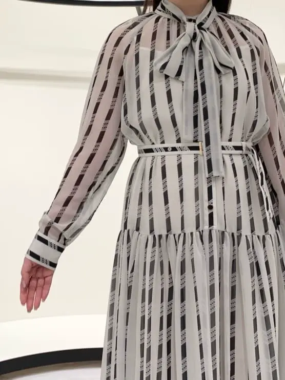 GRACE CONTINENTAL 平野 裕華 コーディネート画像