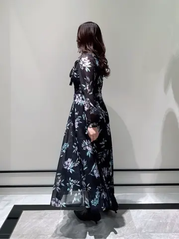 GRACE CONTINENTAL MOMOKO コーディネート画像