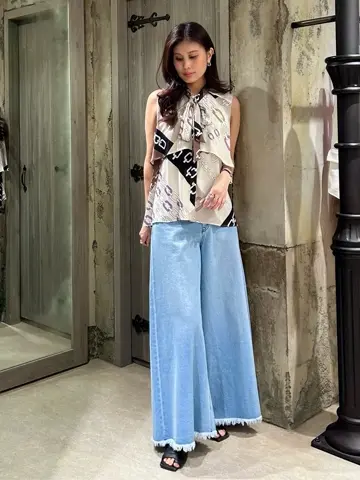 GRACE CONTINENTAL 志田　悠 コーディネート画像