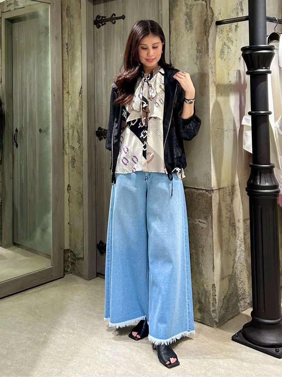 GRACE CONTINENTAL 志田　悠 コーディネート画像