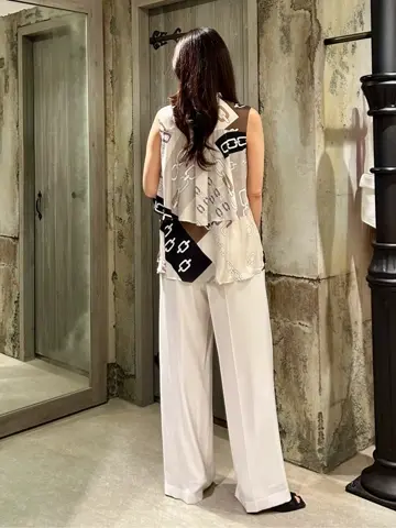 GRACE CONTINENTAL 志田　悠 コーディネート画像