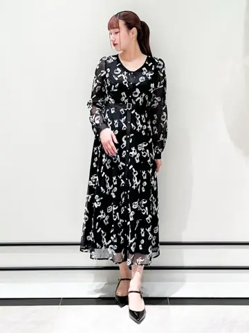 GRACE CONTINENTAL CHISAKO.S コーディネート画像