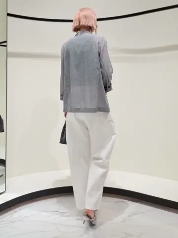 GRACE CONTINENTAL 今野　志保 コーディネート画像