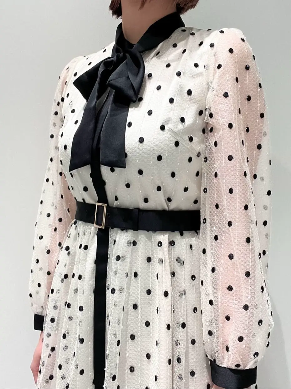 GRACE CONTINENTAL CHISAKO.S コーディネート画像