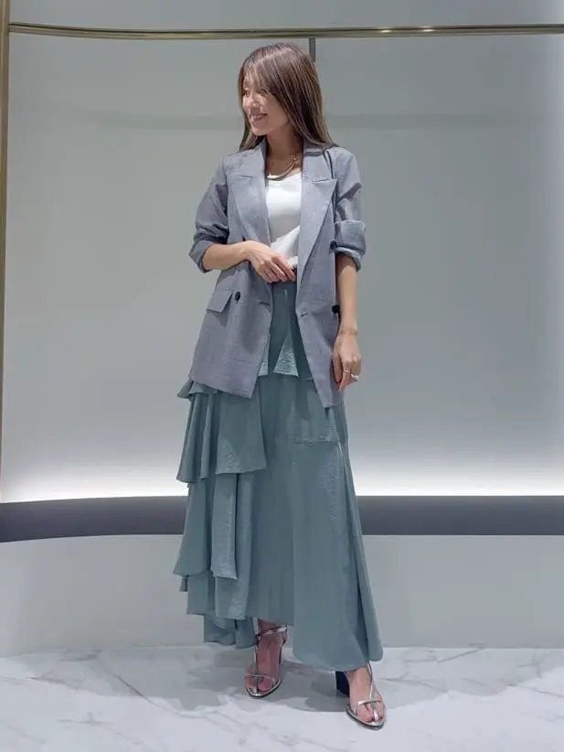 GRACE CONTINENTAL yukimi yonee コーディネート画像