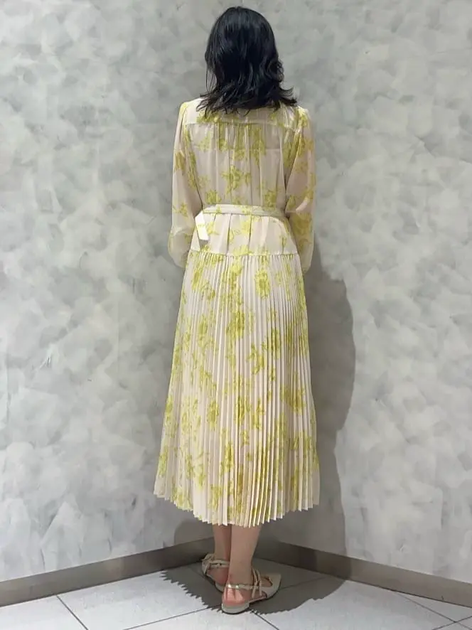 GRACE CONTINENTAL OZAWA コーディネート画像