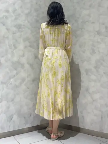 GRACE CONTINENTAL OZAWA コーディネート画像