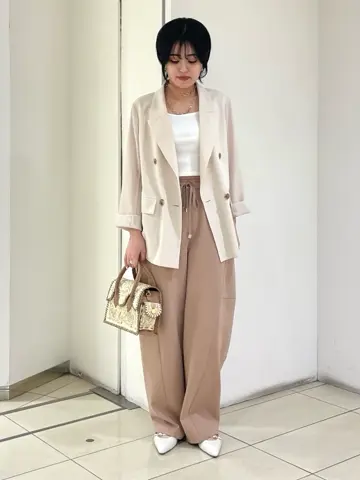 GRACE CONTINENTAL yoshi コーディネート画像