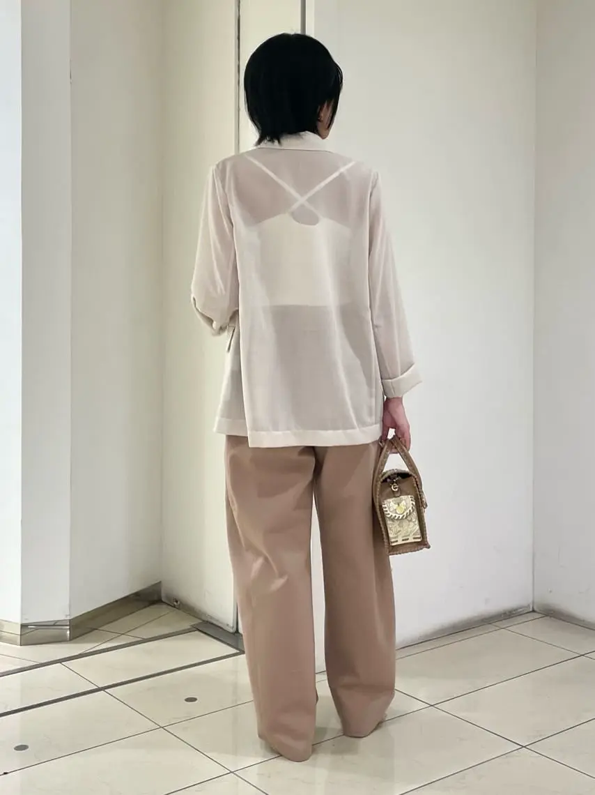 GRACE CONTINENTAL yoshi コーディネート画像