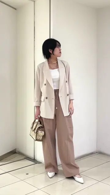 GRACE CONTINENTAL yoshi コーディネート画像