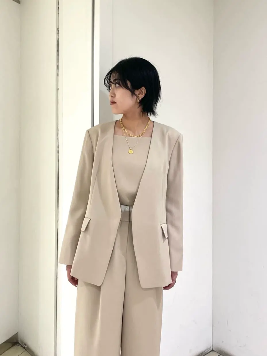 GRACE CONTINENTAL yoshi コーディネート画像