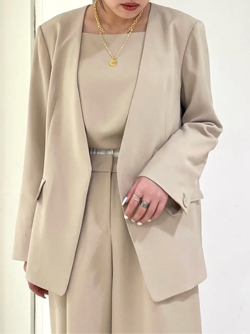 GRACE CONTINENTAL yoshi コーディネート画像