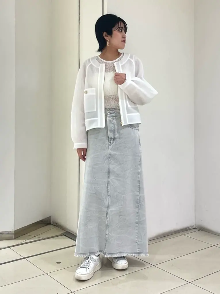 GRACE CONTINENTAL yoshi コーディネート画像