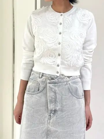 GRACE CONTINENTAL yoshi コーディネート画像