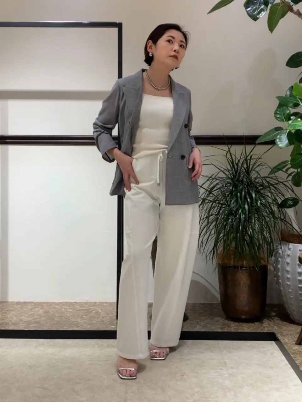 GRACE CONTINENTAL N.YURI コーディネート画像