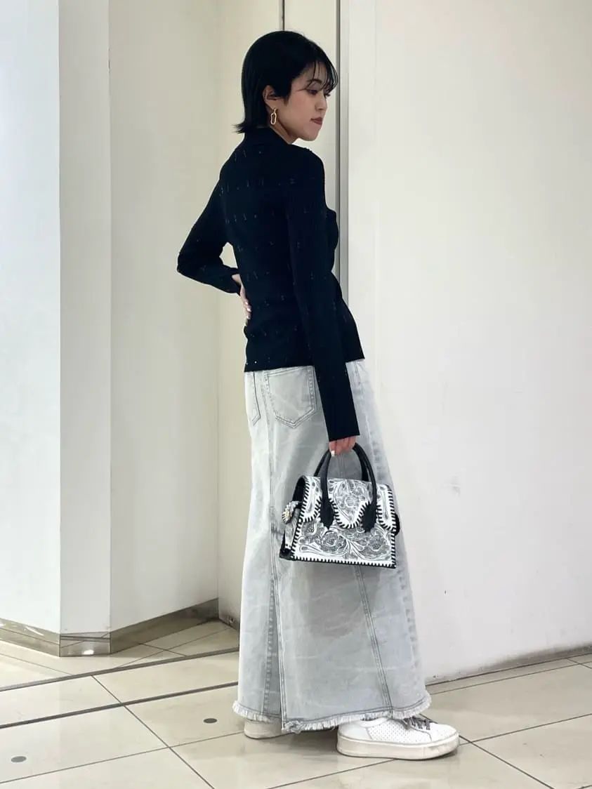 GRACE CONTINENTAL yoshi コーディネート画像