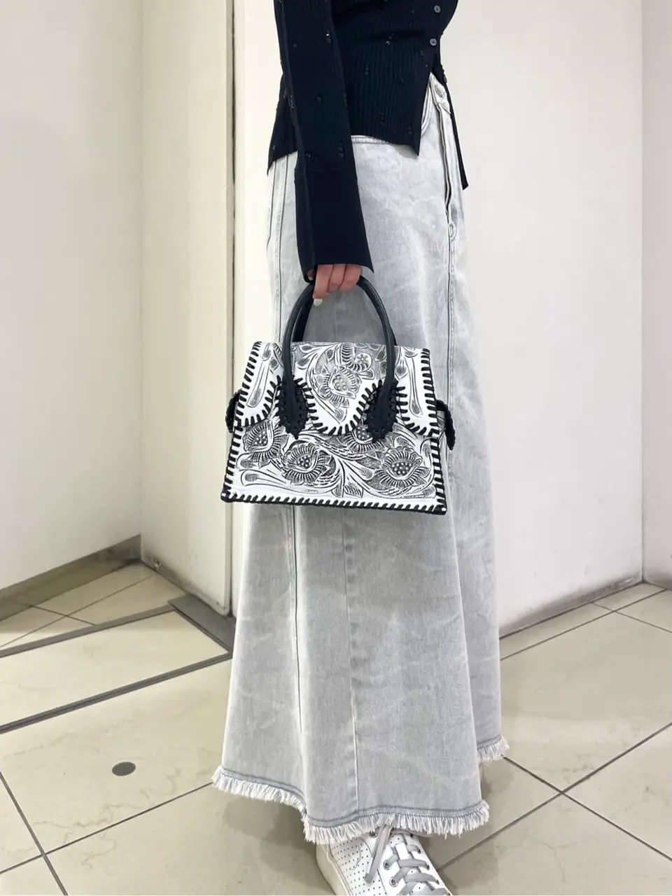 GRACE CONTINENTAL yoshi コーディネート画像