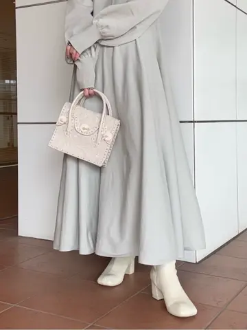 GRACE CONTINENTAL FUKUSHIMA YURIE コーディネート画像