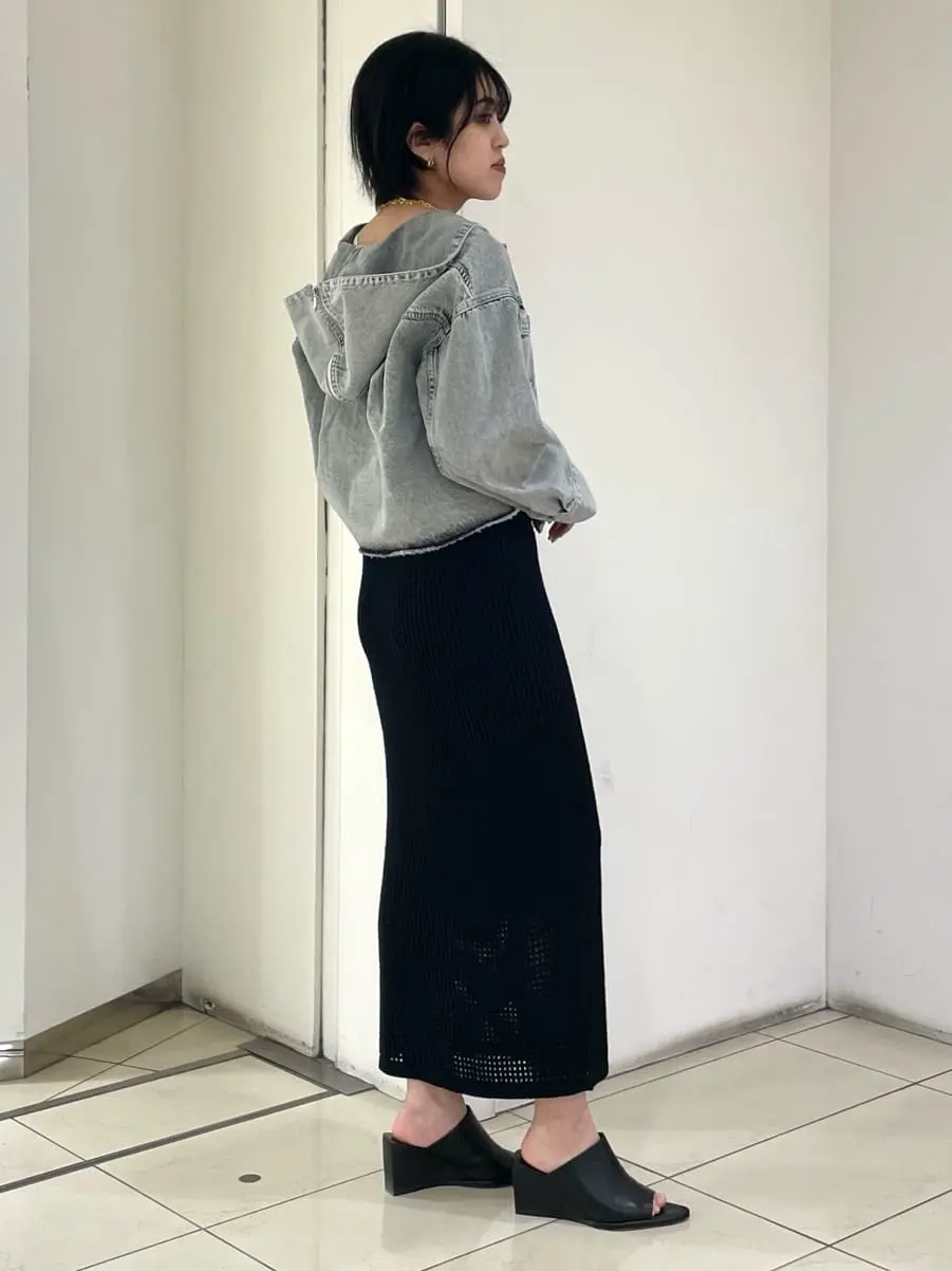 GRACE CONTINENTAL yoshi コーディネート画像