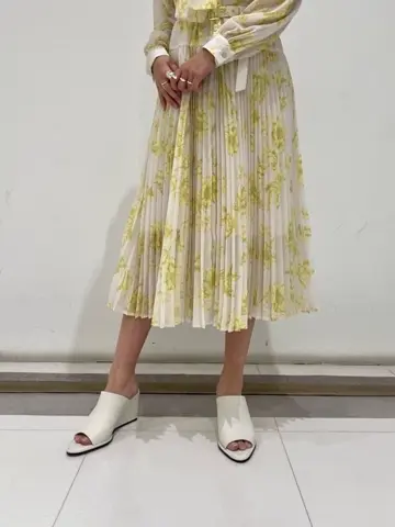 GRACE CONTINENTAL NORIA コーディネート画像