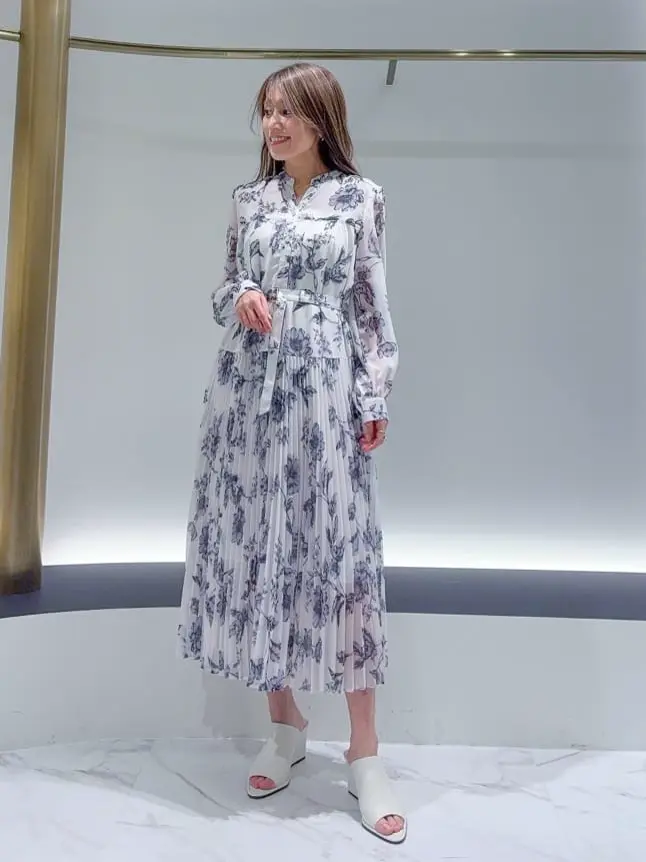 GRACE CONTINENTAL yukimi yonee コーディネート画像