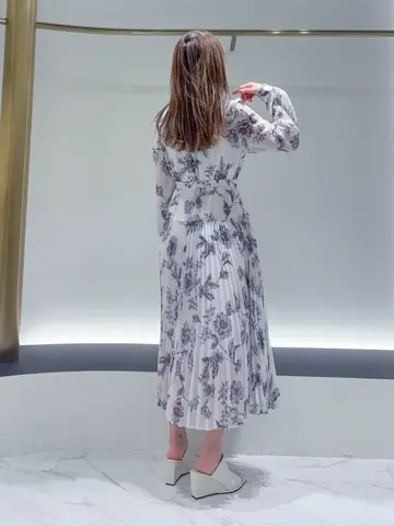 GRACE CONTINENTAL yukimi yonee コーディネート画像