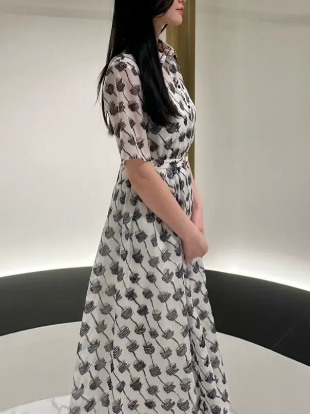 GRACE CONTINENTAL 髙田　美衣 コーディネート画像