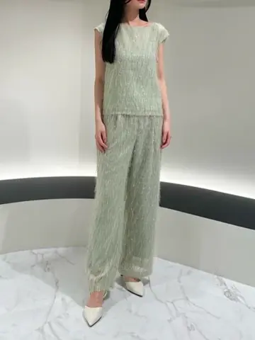 GRACE CONTINENTAL 髙田　美衣 コーディネート画像