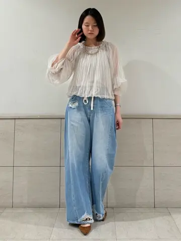 GRACE CONTINENTAL 伊藤　静華 コーディネート画像